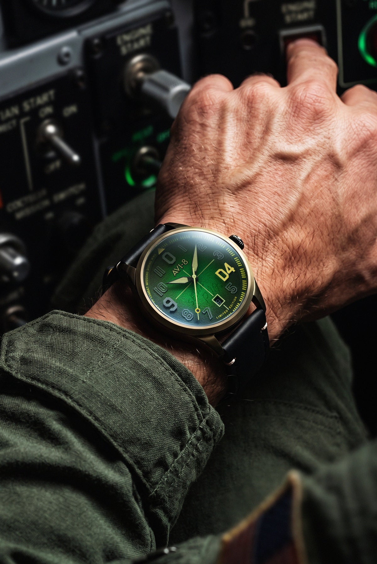 AVI-8 Flyboy Engineer Automatic – Rui Moreira Lima D4 (Limited Edition) – image 6