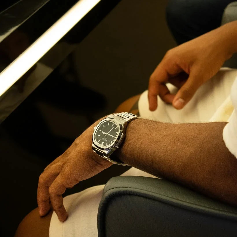 Nibosi Astronaut Men's Watch – Silver & Black