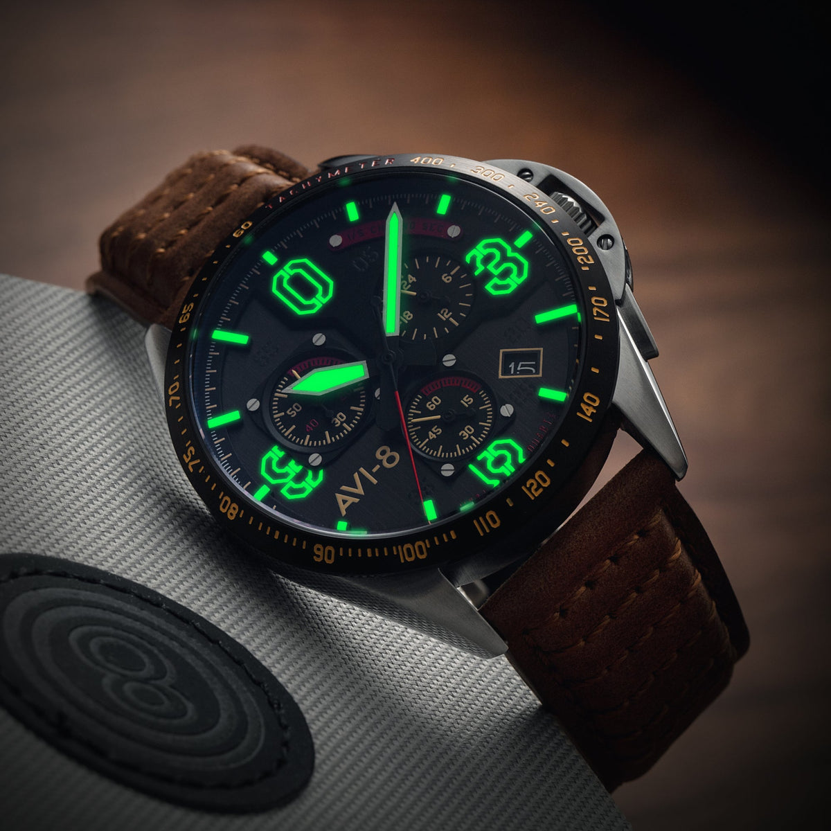 AVI-8 P-51 Mustang Blakeslee Chronograph – Bronze Oak – image 5
