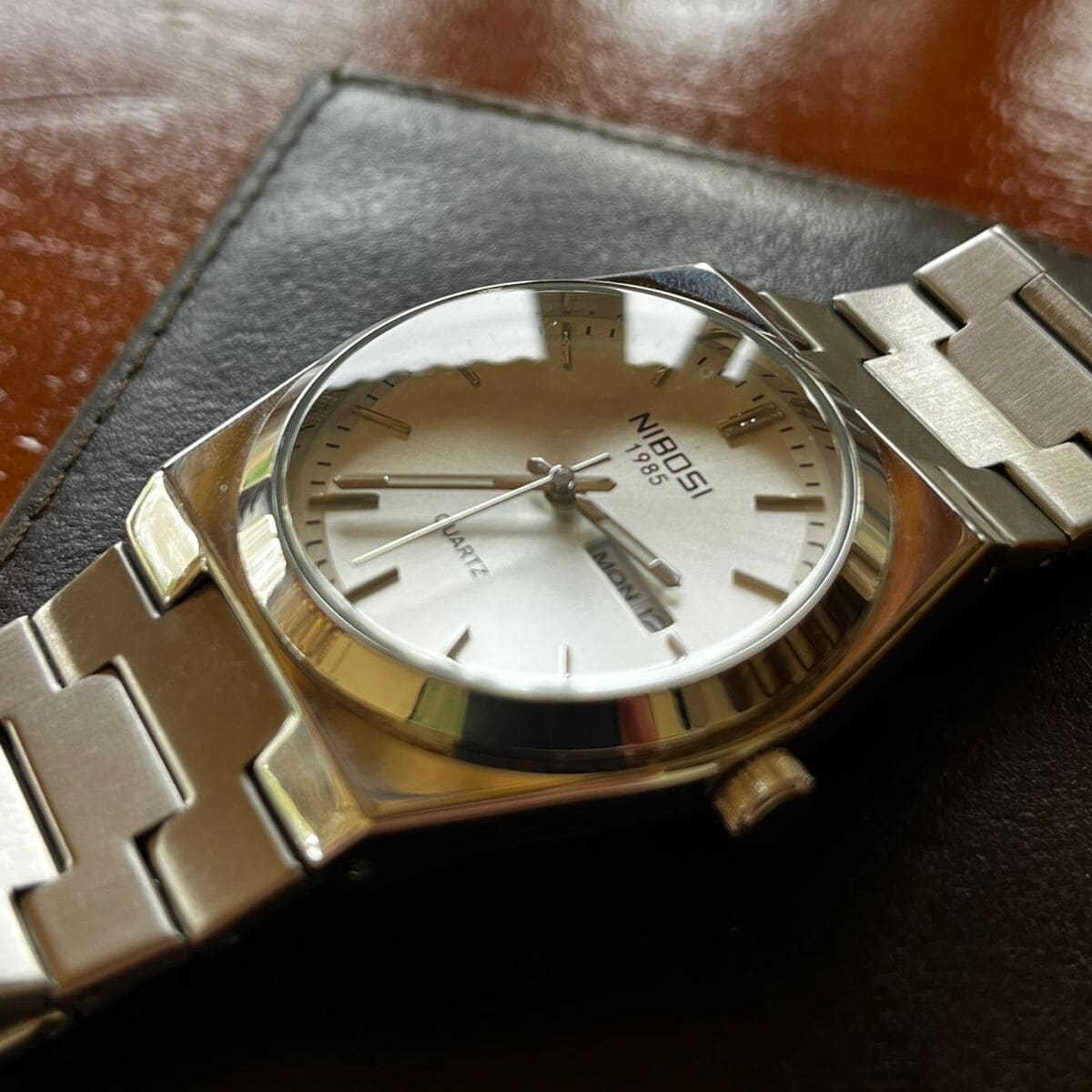 Nibosi Ardenne Men's Watch – Silver & White