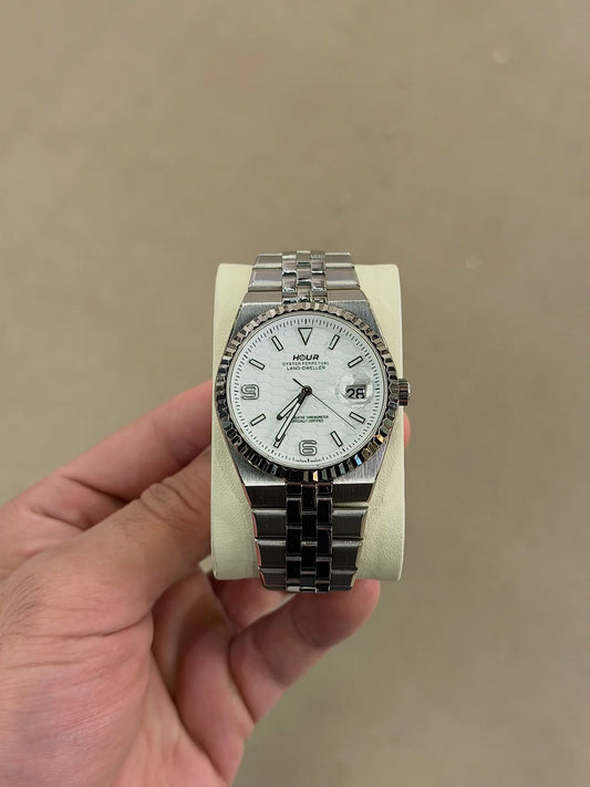 Silver snowfall